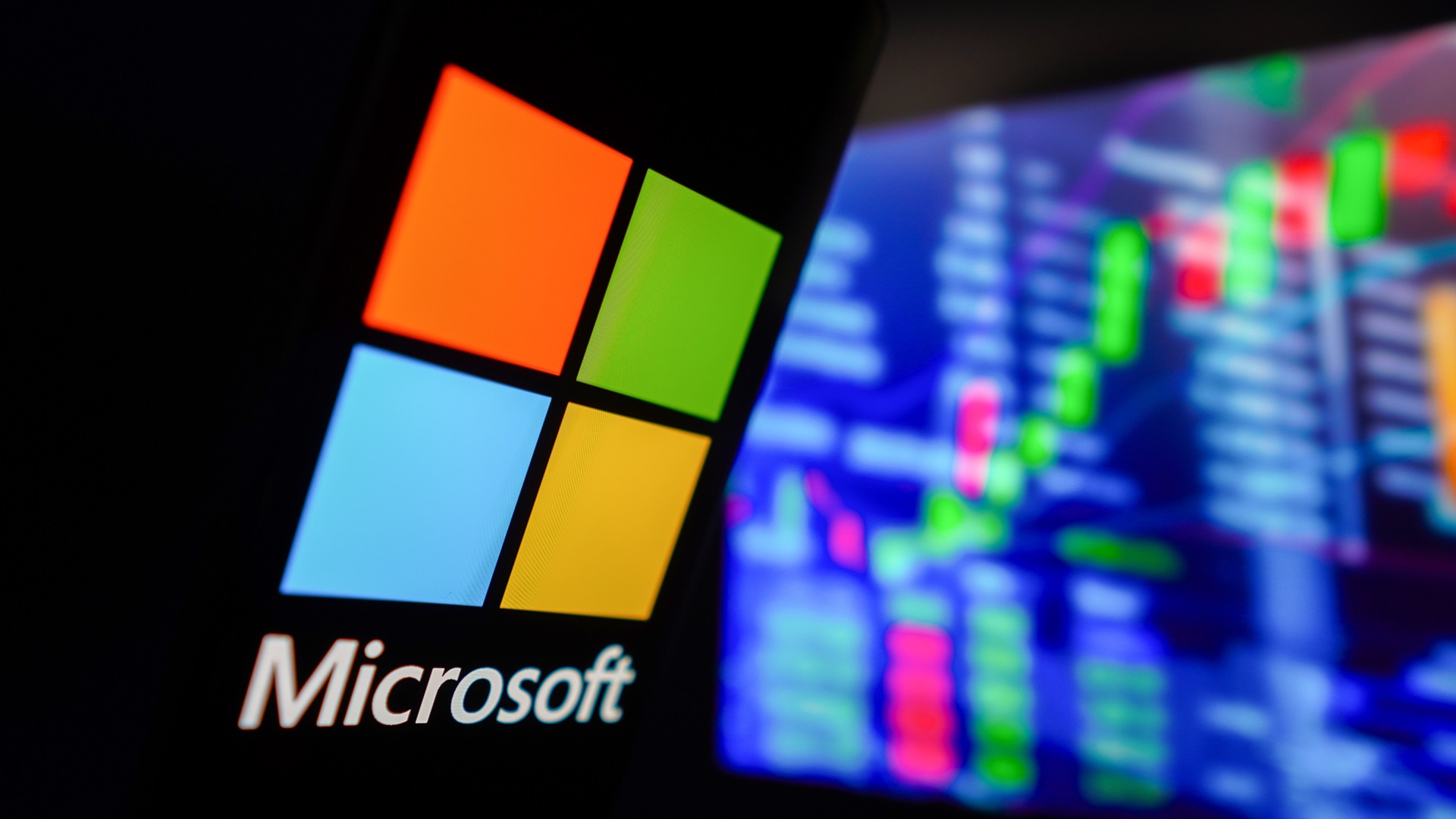 微软（MSFT）调低人工智能软件销售目标，股价受挫